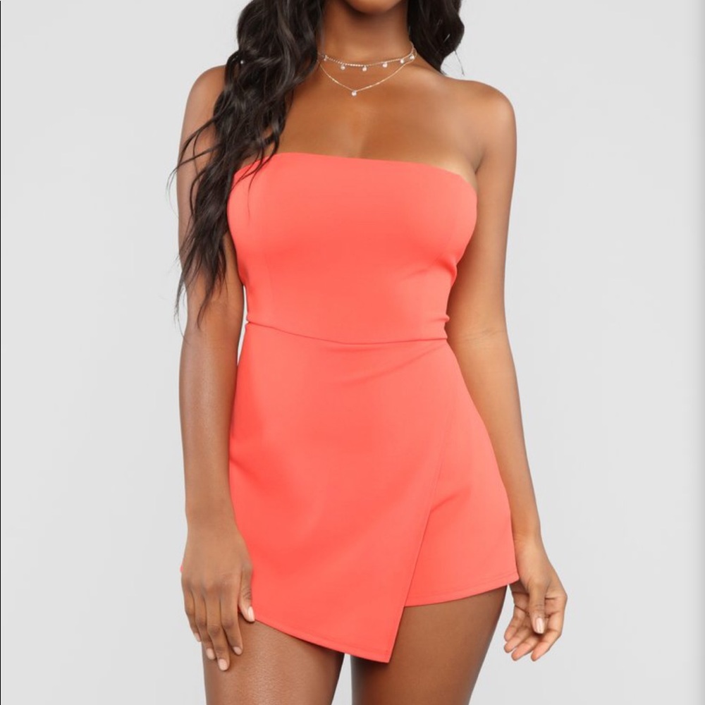 Fashion Nova Strapless Romper